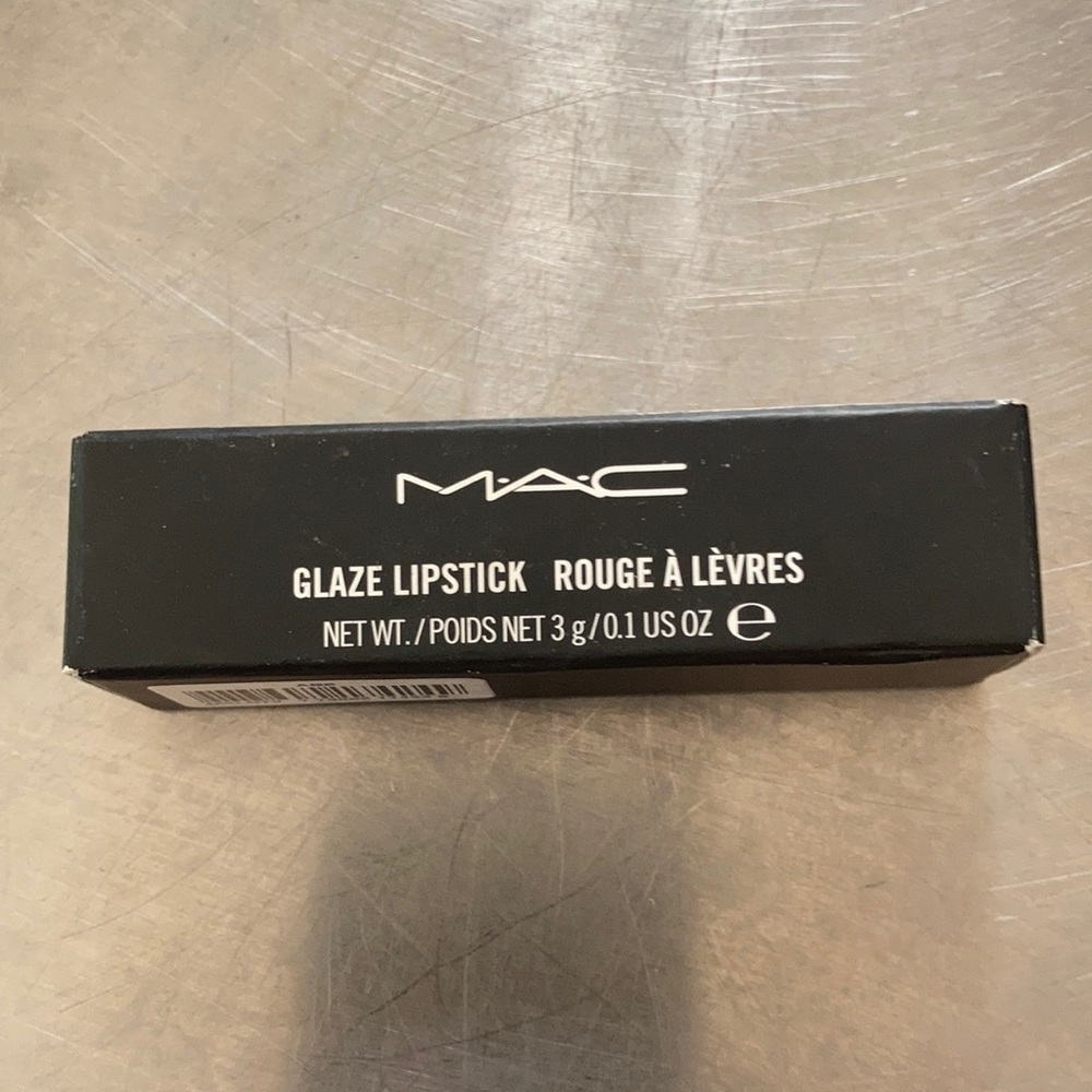 MAC Bubbles Lipstick new